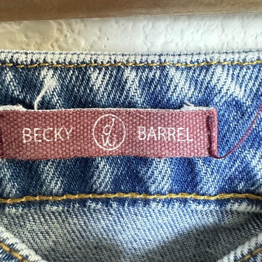 Driftwood Becky Barrel Jeans Light Wash Floral Embroidered High Rise Size 14 NEW - Picture 4 of 9